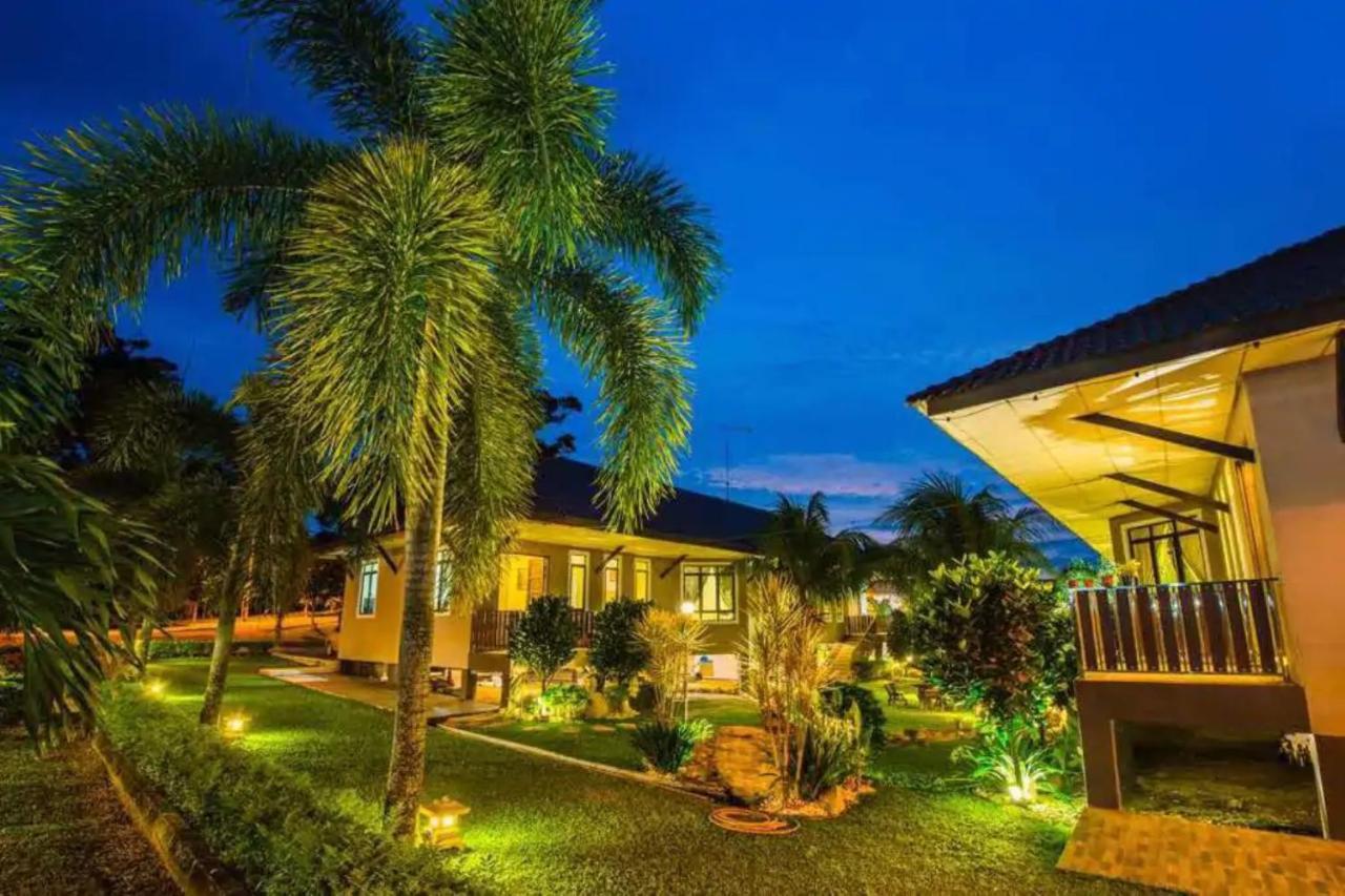 Capital O 90088 Mbp Leisure Resort باتو باهات المظهر الخارجي الصورة