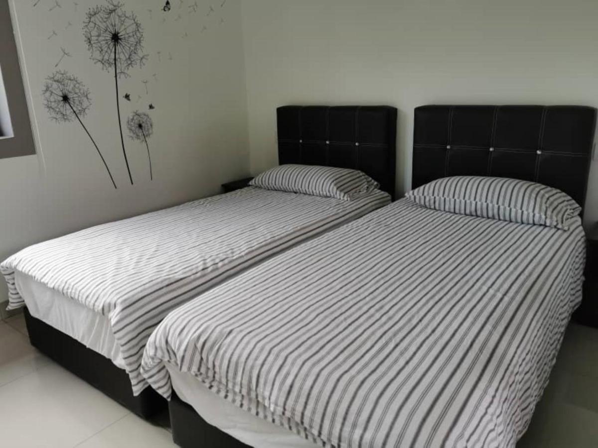 Capital O 90088 Mbp Leisure Resort باتو باهات المظهر الخارجي الصورة